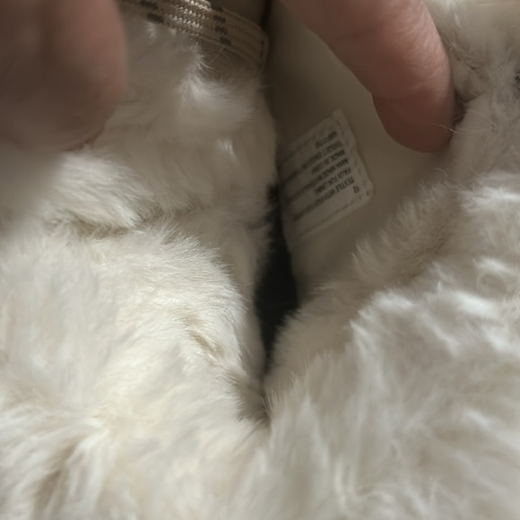 NWT Universal Thread Faux Fur Suede Short Boots Size 12 - Picture 5 of 11